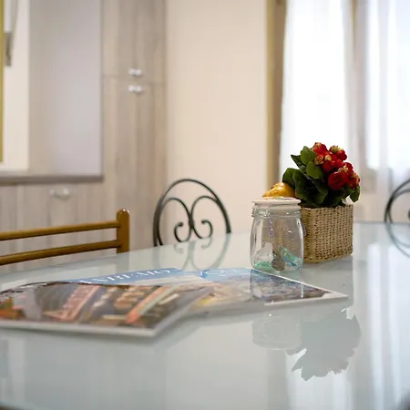 Casa Rosy Appartement *